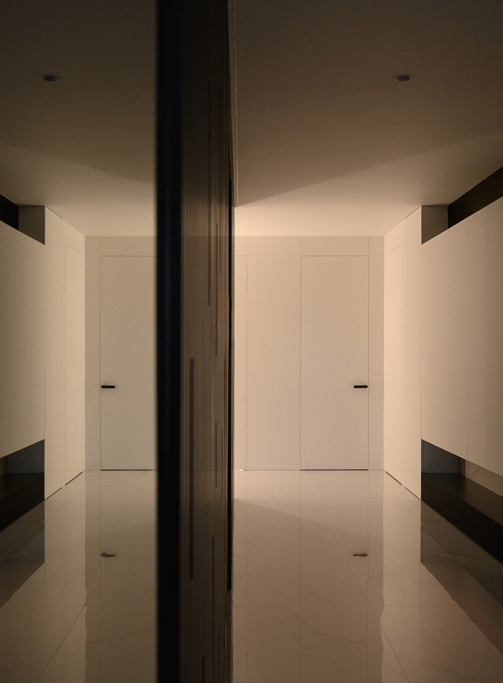 BEDROOM · 卧室